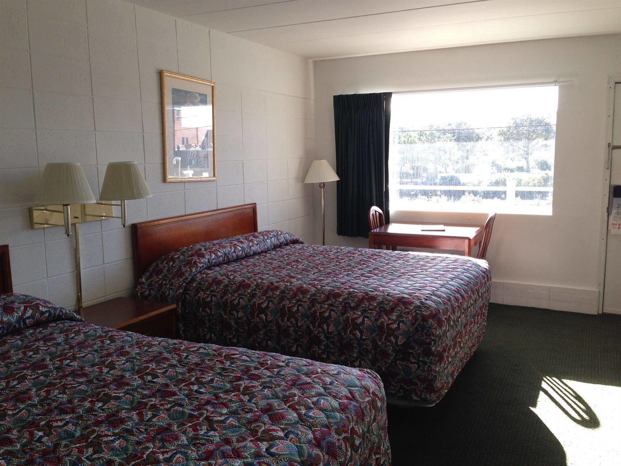 Carousel Virginia Motel 2*